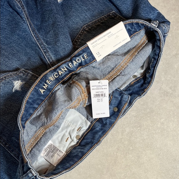 New American Eagle MOM Jean Distressed Denim Shorts. Size 12. Stretch Waist - Picture 7 of 10